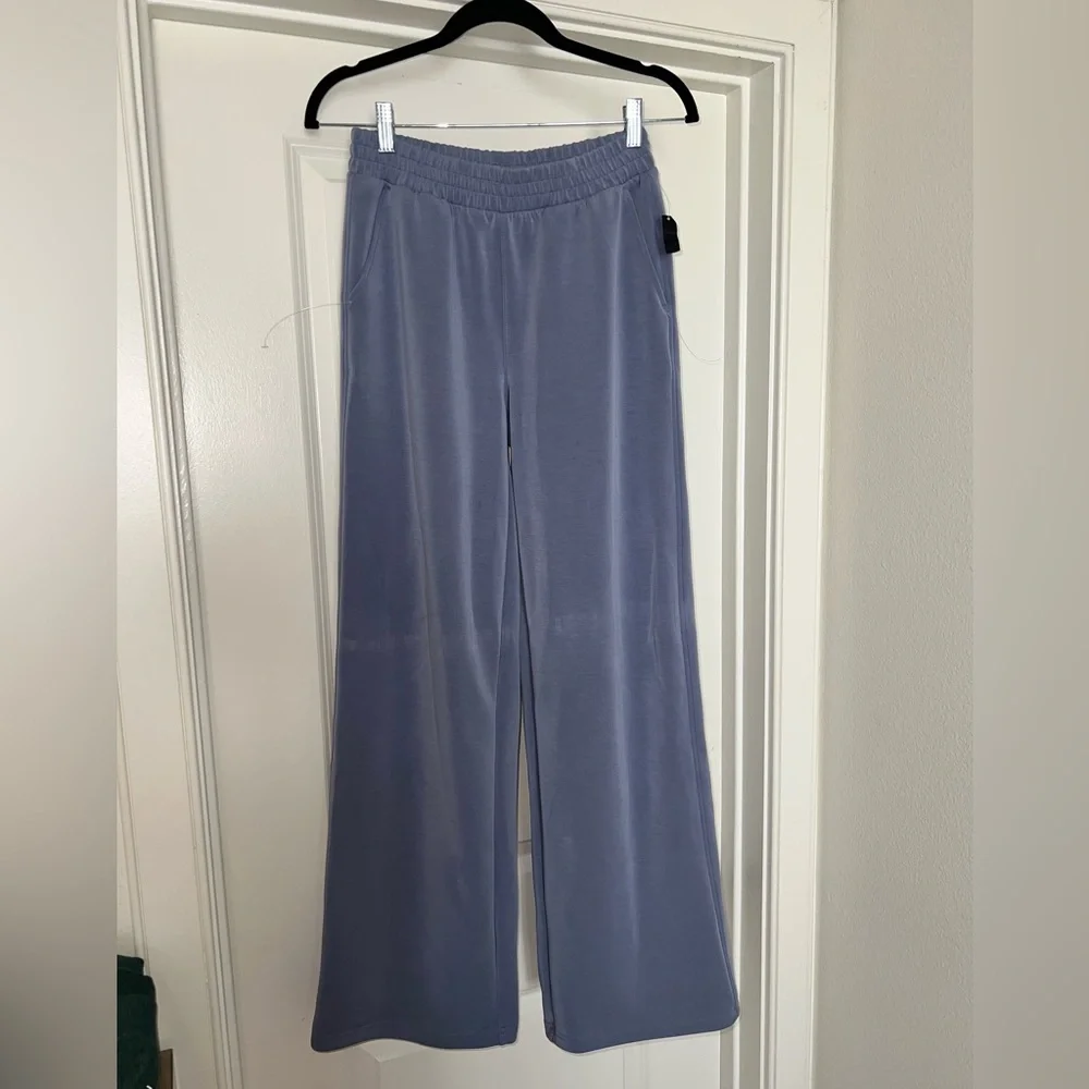 Bailey 44 Slate Blue Lounge Sweatshirt Set - Picture 3 of 11